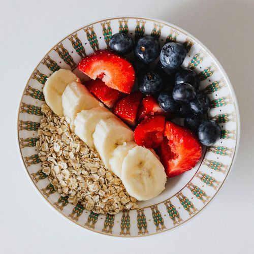 jeune-geneve-se-reposer-jeunant-guerir-microbiote-intermittent-nutrition-sonotherapie-diete-alimentation-jeuner-mediation-yoga-sejours-bains-sonores-spa-etude-chuv-randonnee