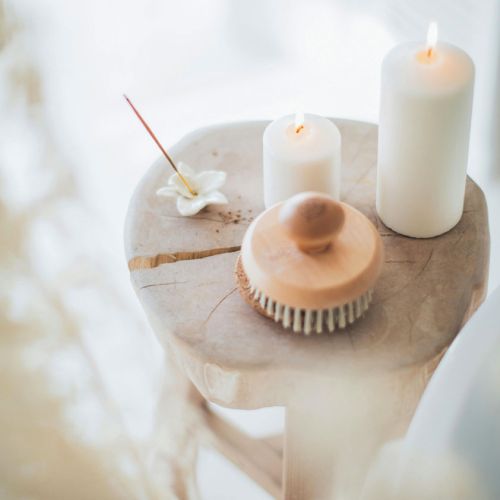 jeune-geneve-se-reposer-jeunant-guerir-microbiote-intermittent-nutrition-sonotherapie-diete-alimentation-jeuner-mediation-yoga-sejours-bains-sonores-spa-etude-chuv-randonnee